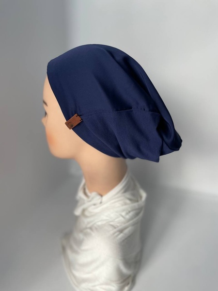 Темно-синя шапочка Діва комбінована фото