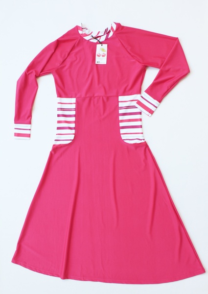 Купальна сукня приталена малина зі смугастим принтом фото